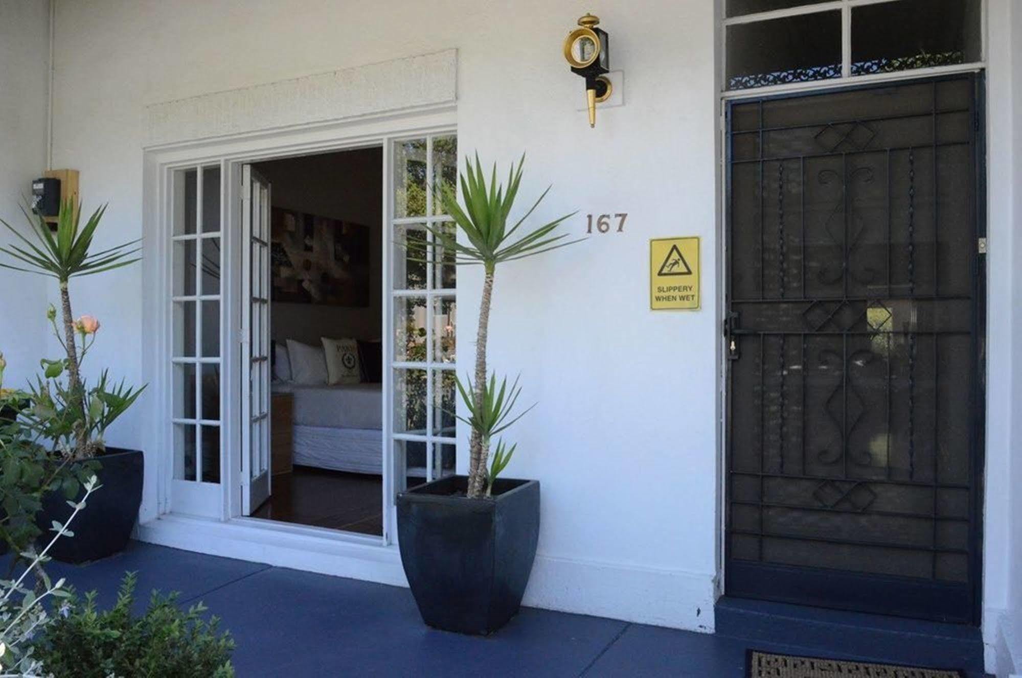 Birches Serviced Apartments Melbourne Exterior foto