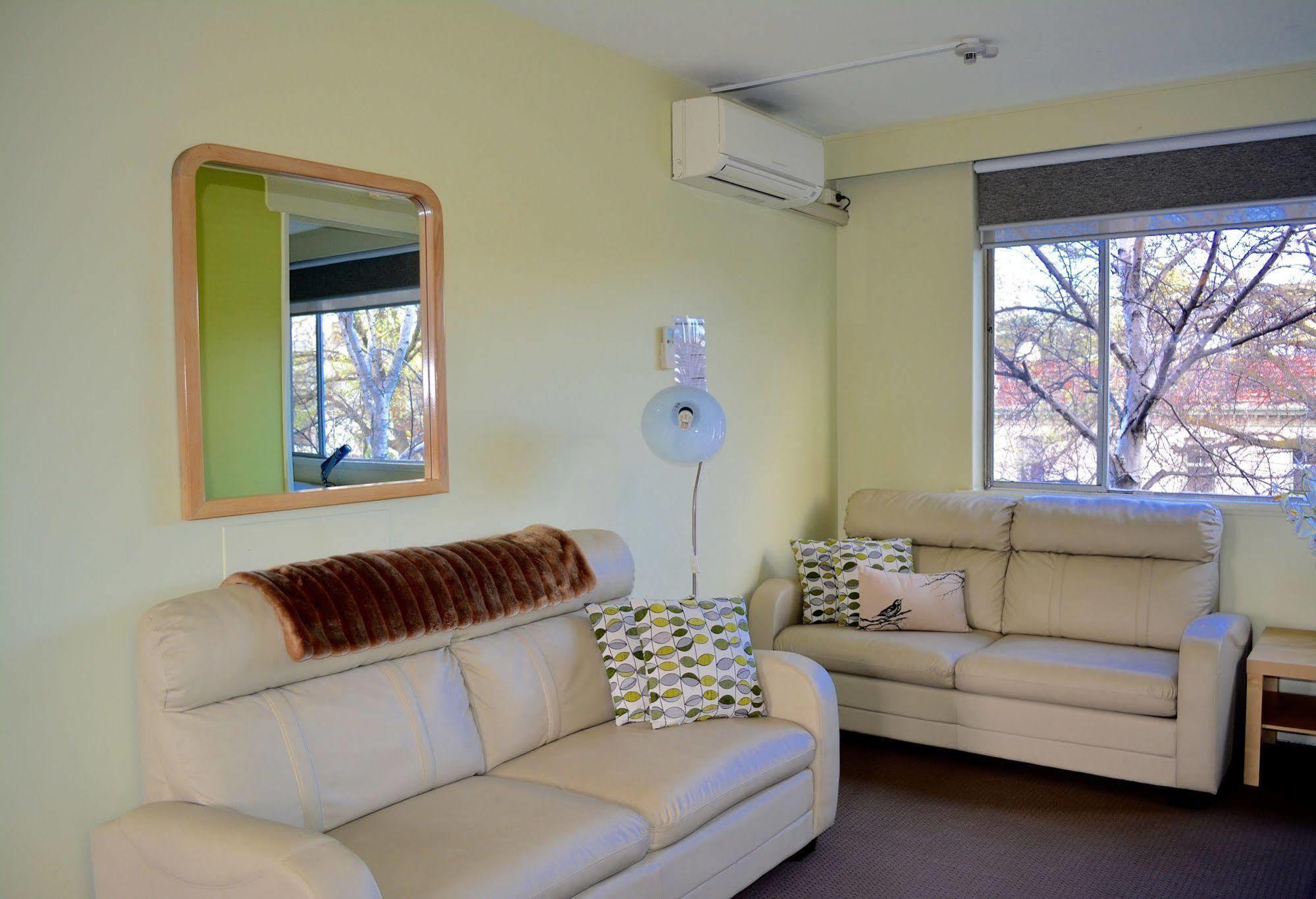 Birches Serviced Apartments Melbourne Exterior foto