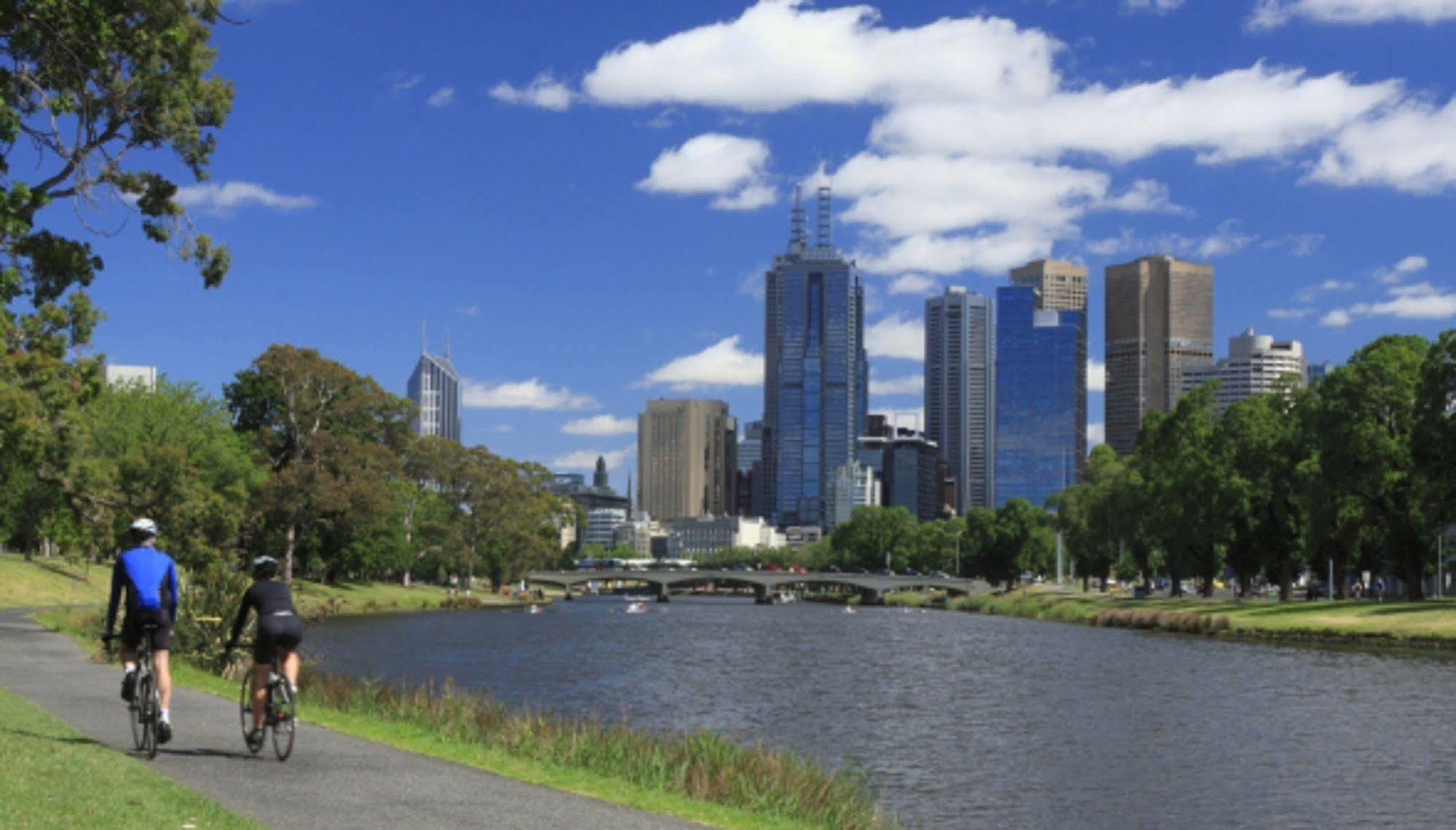 Birches Serviced Apartments Melbourne Exterior foto